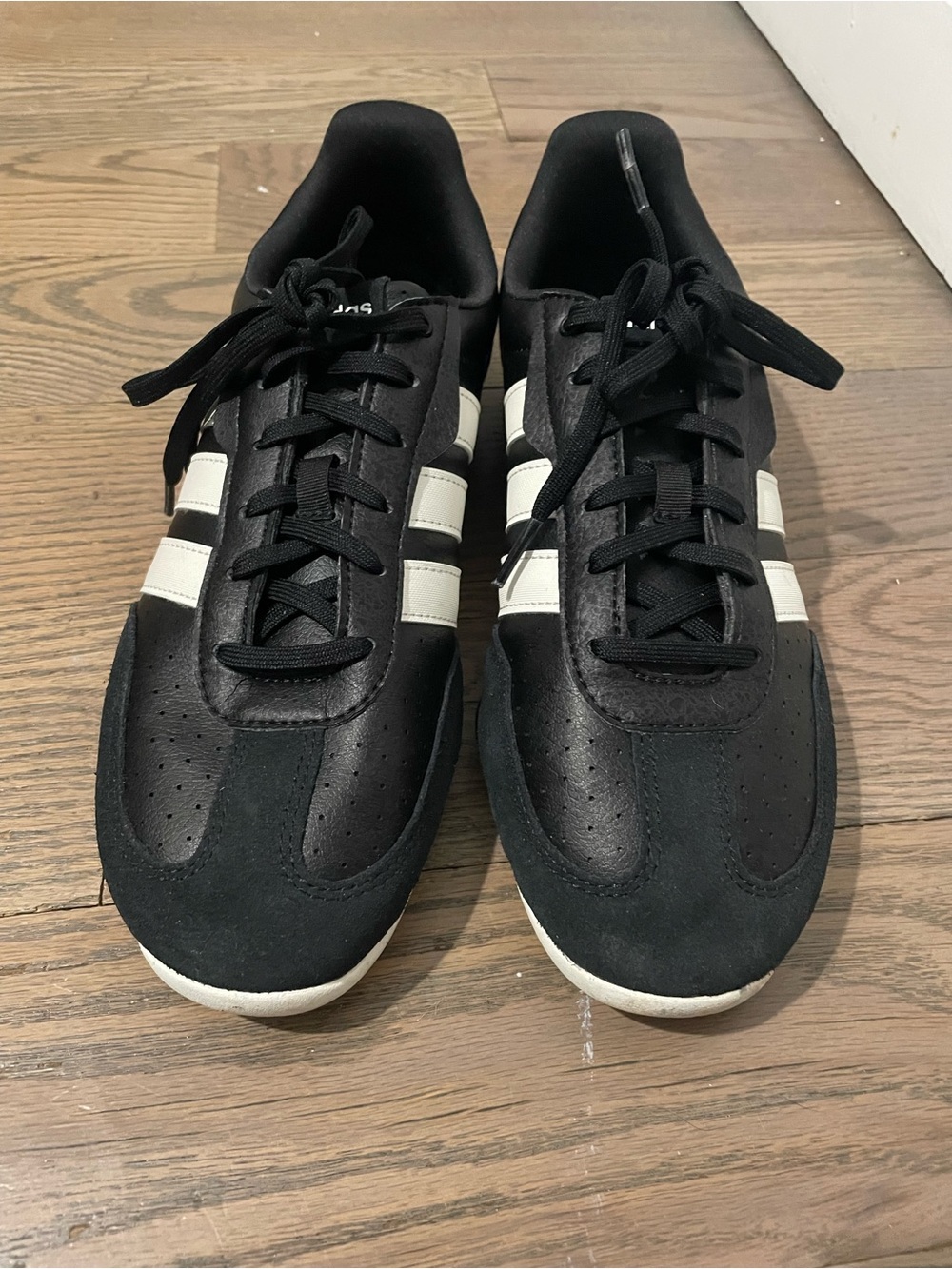 Adidas Barreda Sneaker